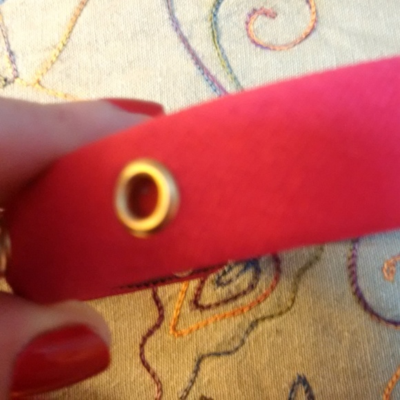 2 Hot in Hollywood Headbands knit & red grosgrain - Picture 5 of 8